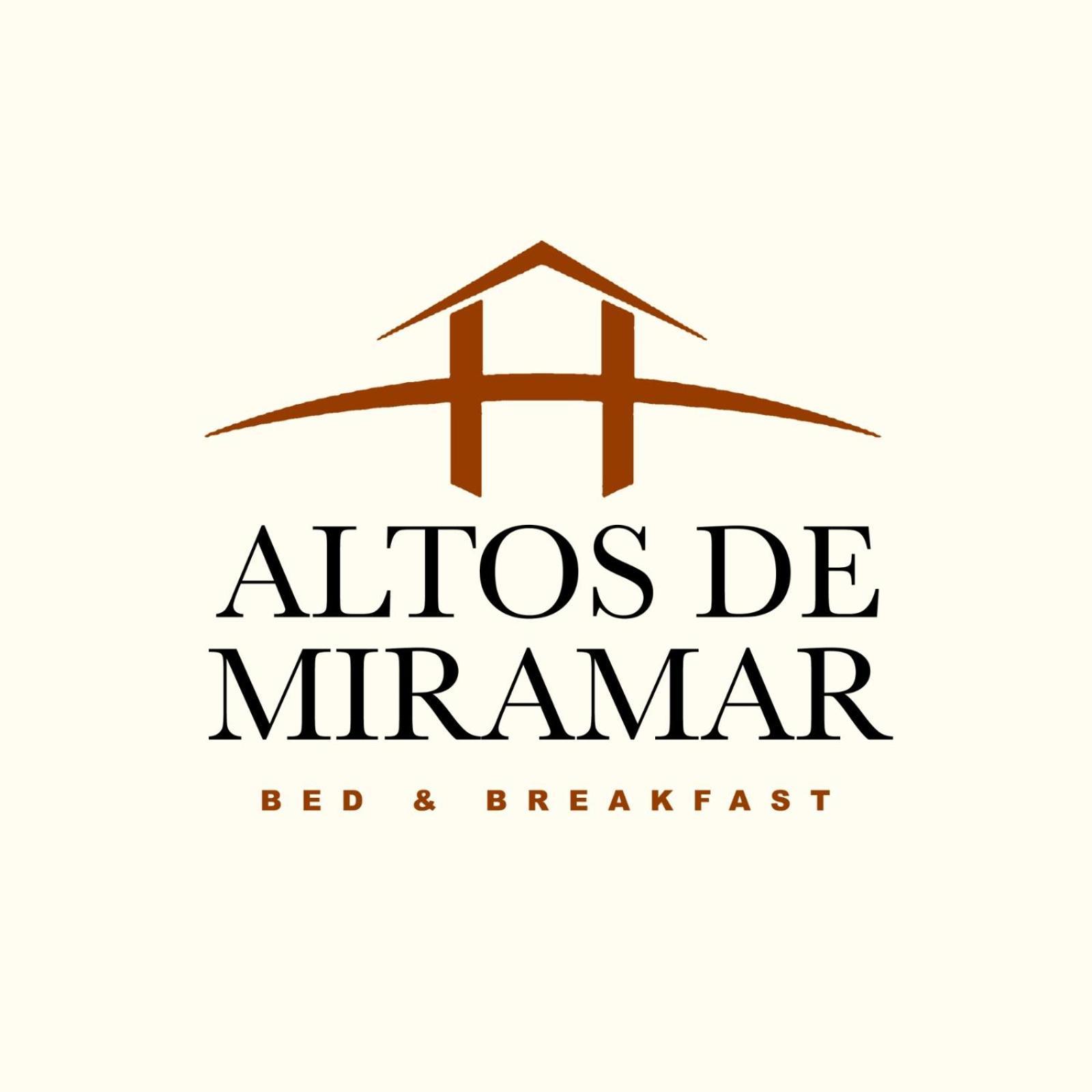 Altos De Miramar *
